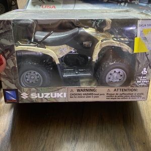 Suzuki 1 to 12 scale diecast with plastic Wild hunting tab Camo